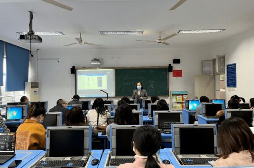 聚焦信息技术,做智慧型教师 记杭州市建新小学信息技术应用能力提升工程2.0培训 一