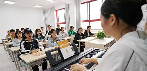 成都上坤艺术