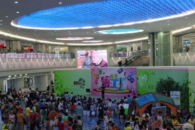 新奥购物中心“六一梦工厂”实现七彩梦想