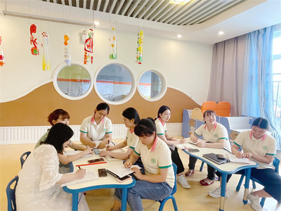 巧用故事技巧 彰显故事艺术:双岗幼儿园教育集团暑期开展讲故事技能培训