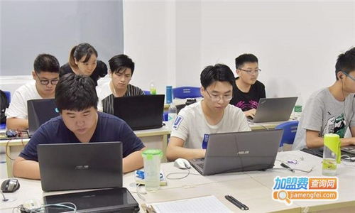 红色童年文化艺术教育加盟热线是多少 加盟费查询网