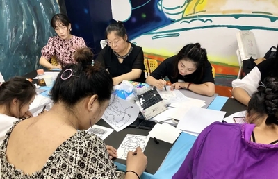 不做追随者,只做统领者!鸿途商学院全国艺术教育校长人大会
