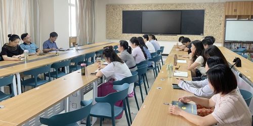 艺术设计学院召开数媒教育系教师座谈会