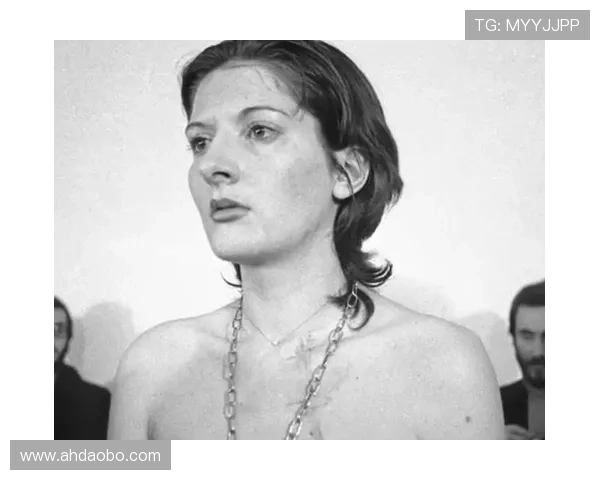 当犯罪化为艺术：潜入灰色地带的迷人视界